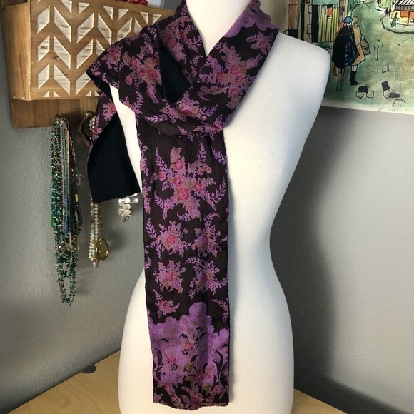 Hand Crafted Accessories - Gorgeous Floral Reversible Silk Scarf